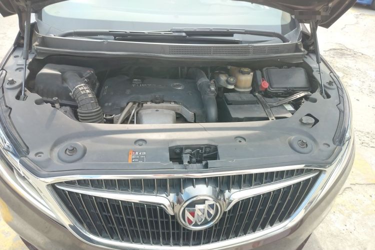 Used Buick GL8 2017 ES 28T Luxury Model China V Standard Engine Bay