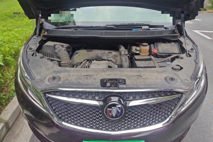 Used Buick GL8 2017 28T Avenir Avia National Emission Standard V Engine Bay