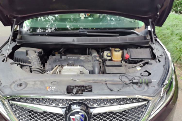 Used Buick GL8 2017 28T Avenir Avia National Emission Standard V Engine Bay