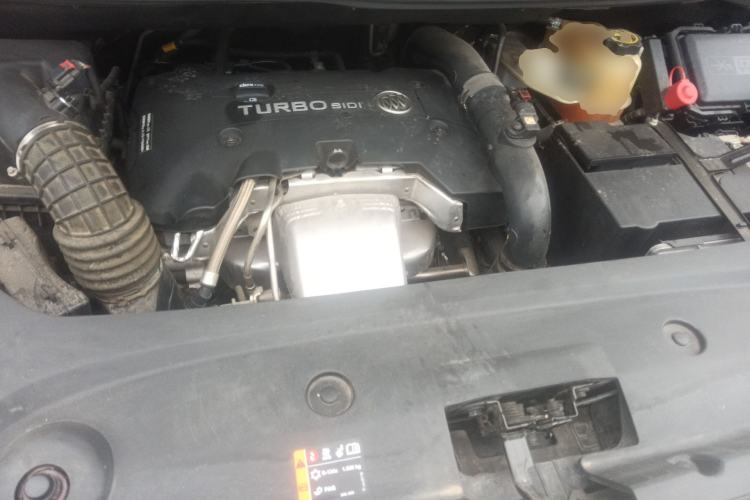 Used Buick GL8 2017 28T Avenir Avia National Emission Standard V Engine Bay