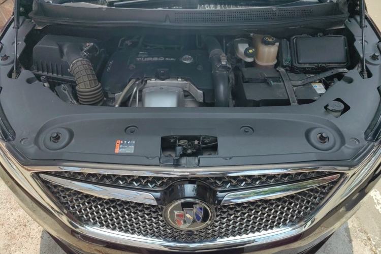 Used Buick GL8 2017 28T Avenir Avia National Emission Standard V Engine Bay