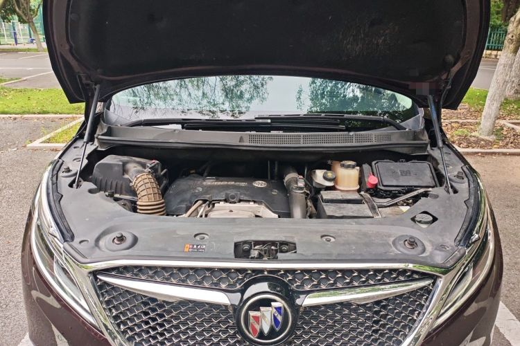 Used Buick GL8 2017 28T Avenir Avia National Emission Standard V Engine Bay