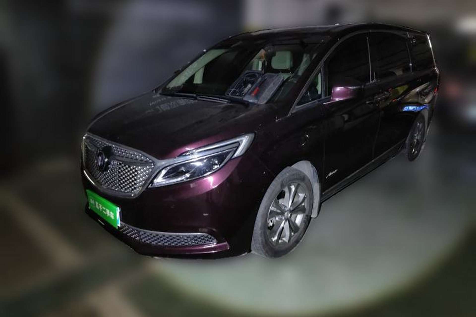 Used Buick GL8 2017 28T Avenir Avia National Emission Standard V Front Left 45 Deg