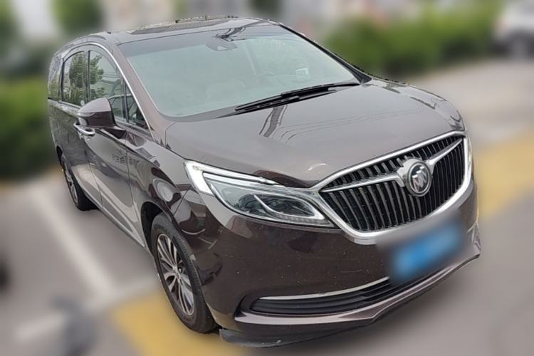 Used Buick GL8 2017 ES 28T Flagship Model China V Standard Front Right 45 Deg