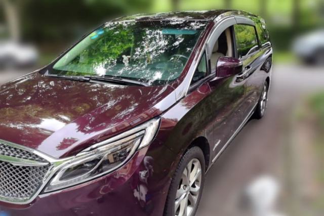 Used Buick GL8 2017 28T Avenir Avia National Emission Standard V