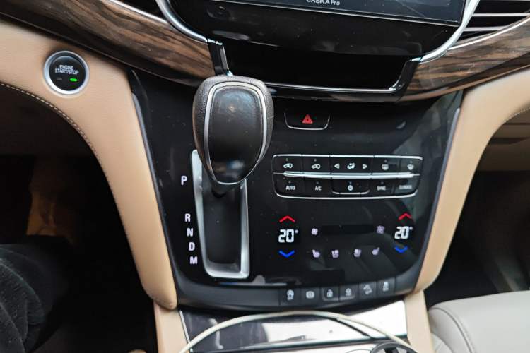 Used Buick GL8 2017 ES 28T Flagship Model China V Standard Gear Lever