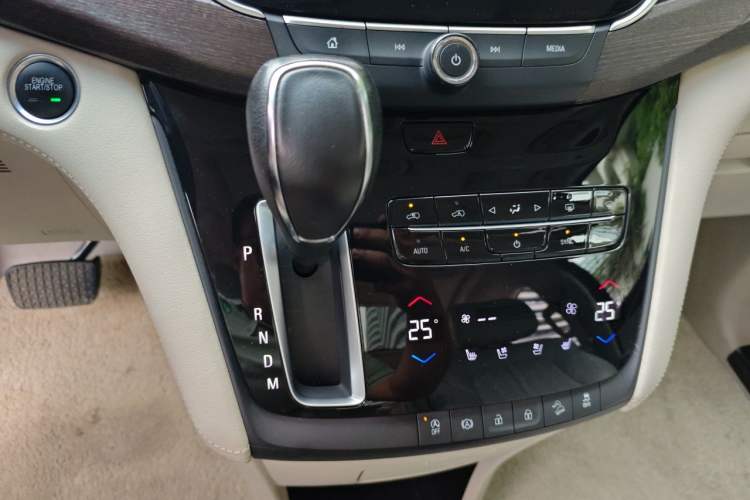 Used Buick GL8 2017 28T Avenir Avia National Emission Standard V Gear Lever