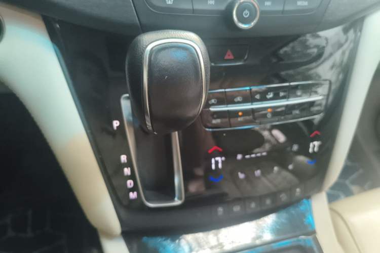 Used Buick GL8 2017 28T Avenir Avia National Emission Standard V Gear Lever