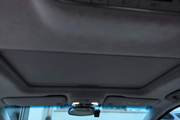 Used Buick GL8 2017 28T Avenir Avia National Emission Standard V Headliner