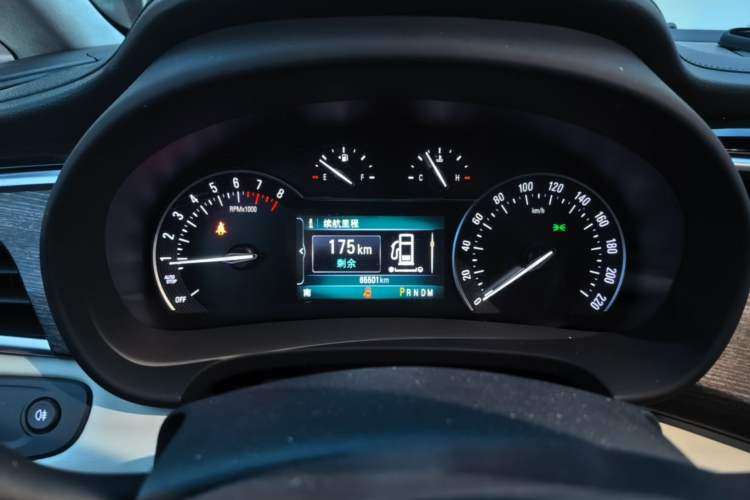 Used Buick GL8 2017 28T Avenir Avia National Emission Standard V Instrument Cluster