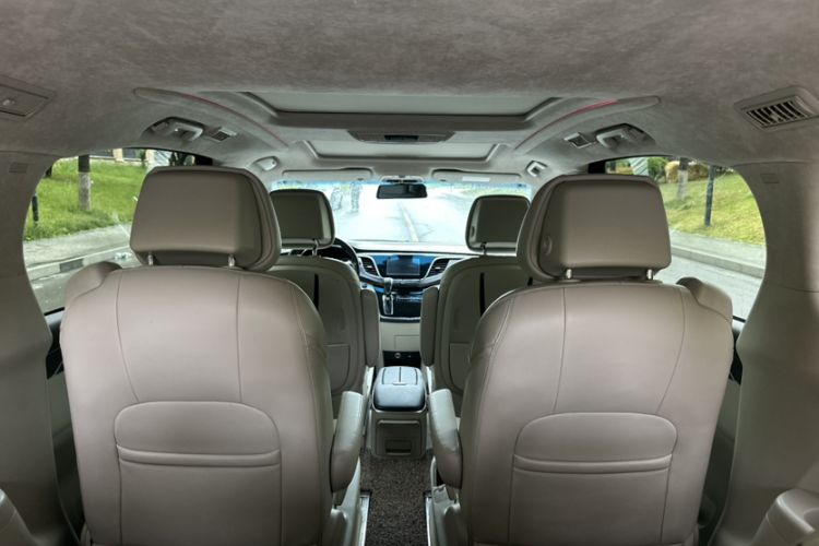 Used Buick GL8 2017 28T Avenir Avia National Emission Standard V Interior 1