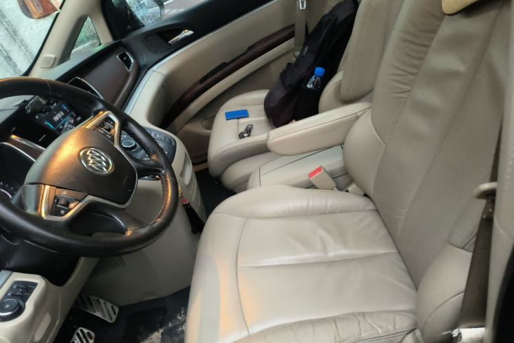 Used Buick GL8 2017 25S Luxury Version China V Standard Left Front Seat