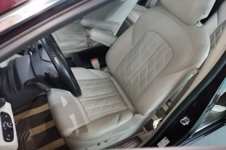 Used Buick GL8 2017 28T Avenir Avia National Emission Standard V Left Front Seat
