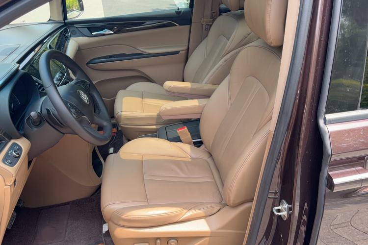 Used Buick GL8 2017 ES 28T Luxury Model China V Standard Left Front Seat