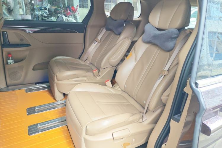 Used Buick GL8 2017 ES 28T Luxury Model China V Standard Left Rear Seat
