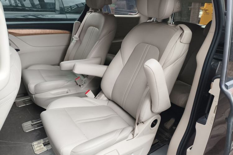 Used Buick GL8 2017 ES 28T Comfort Model China V Standard Left Rear Seat