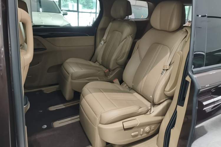 Used Buick GL8 2017 ES 28T Flagship Model China V Standard Left Rear Seat
