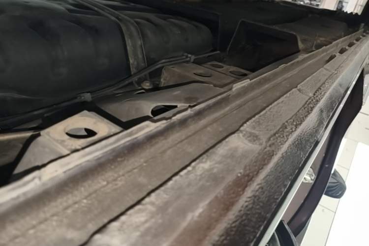Used Buick GL8 2017 ES 28T Flagship Model China V Standard Left Side Sill