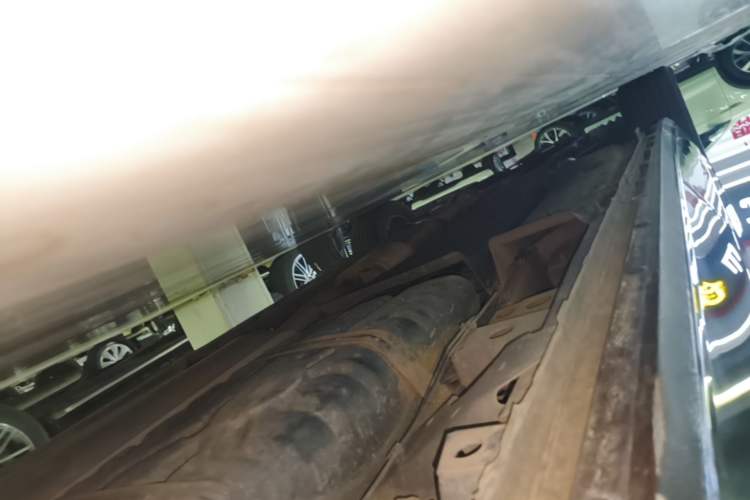 Used Buick GL8 2017 ES 28T Luxury Model China V Standard Left Side Sill