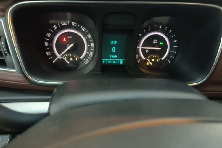 Used Buick GL8 2017 25S Luxury Version China V Standard Odometer Close Up