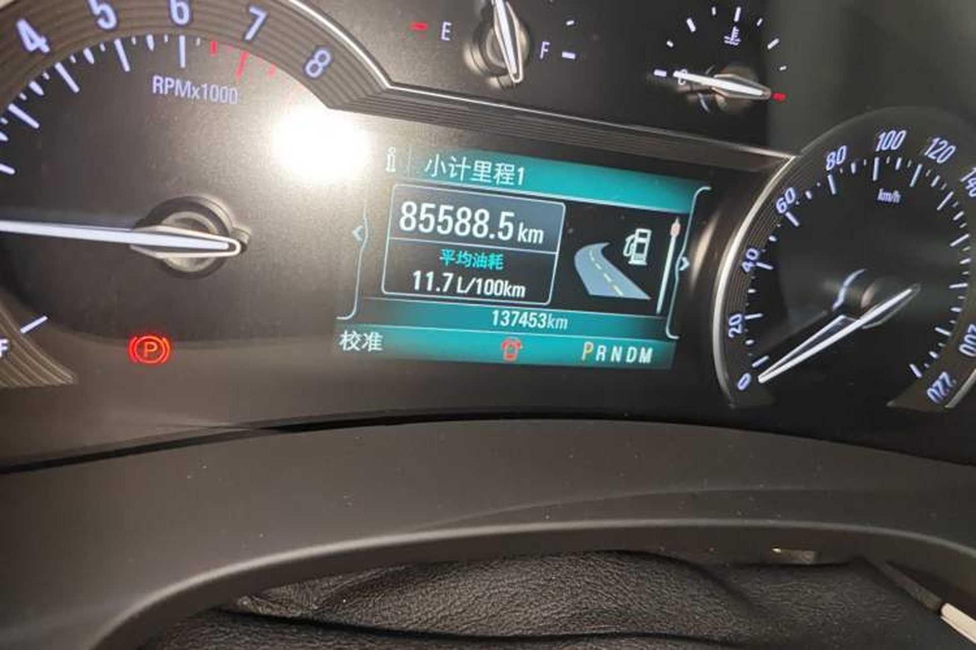 Used Buick GL8 2017 28T Avenir Avia National Emission Standard V Odometer Close Up