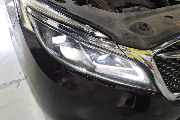 Used Buick GL8 2017 28T Avenir Avia National Emission Standard V Right Front Headlight
