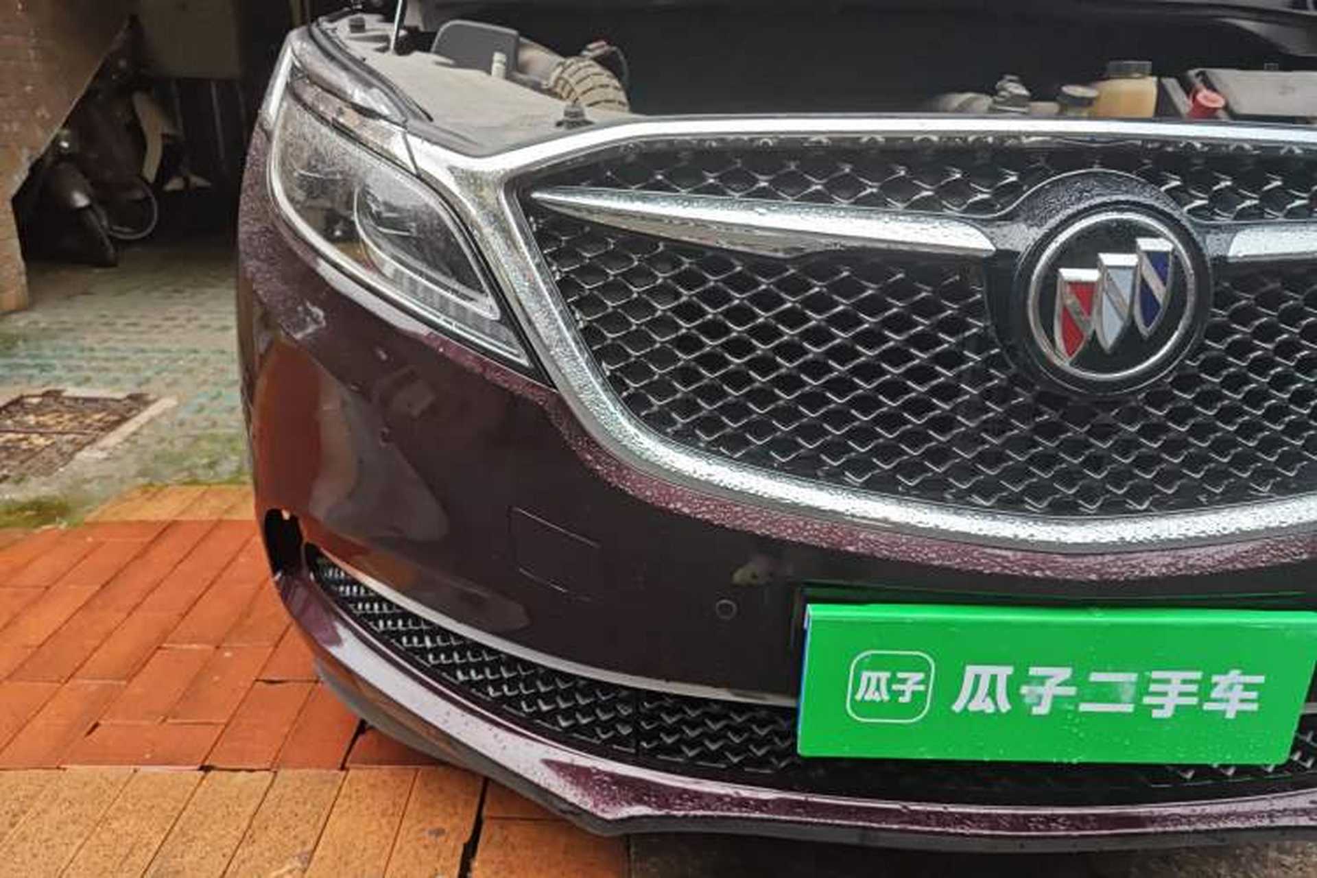 Used Buick GL8 2017 28T Avenir Avia National Emission Standard V Right Front Headlight