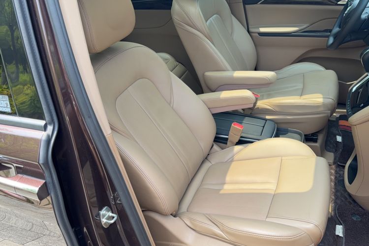 Used Buick GL8 2017 ES 28T Luxury Model China V Standard Right Front Seat
