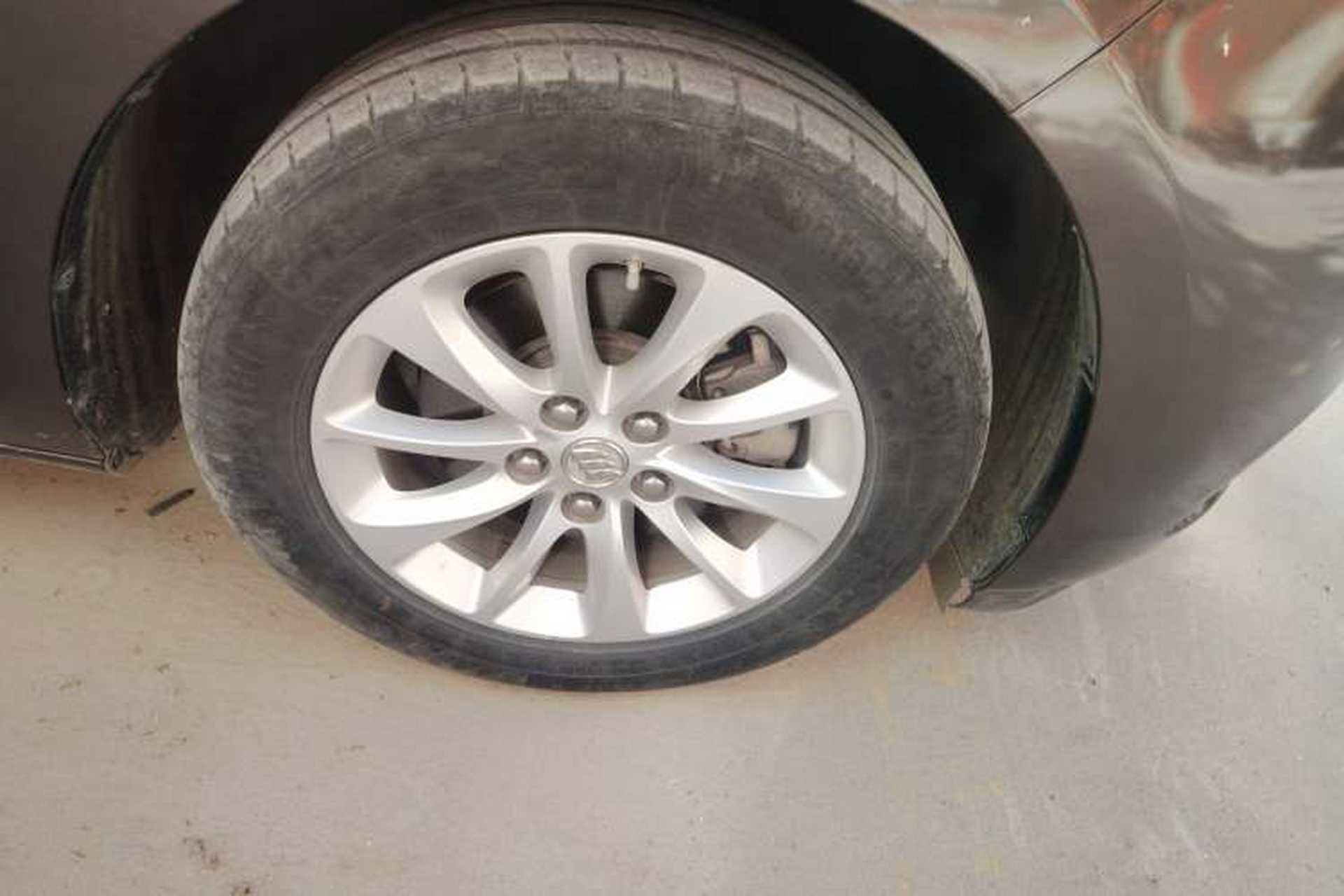 Used Buick GL8 2017 ES 28T Comfort Model China V Standard Right Front Wheel Hub