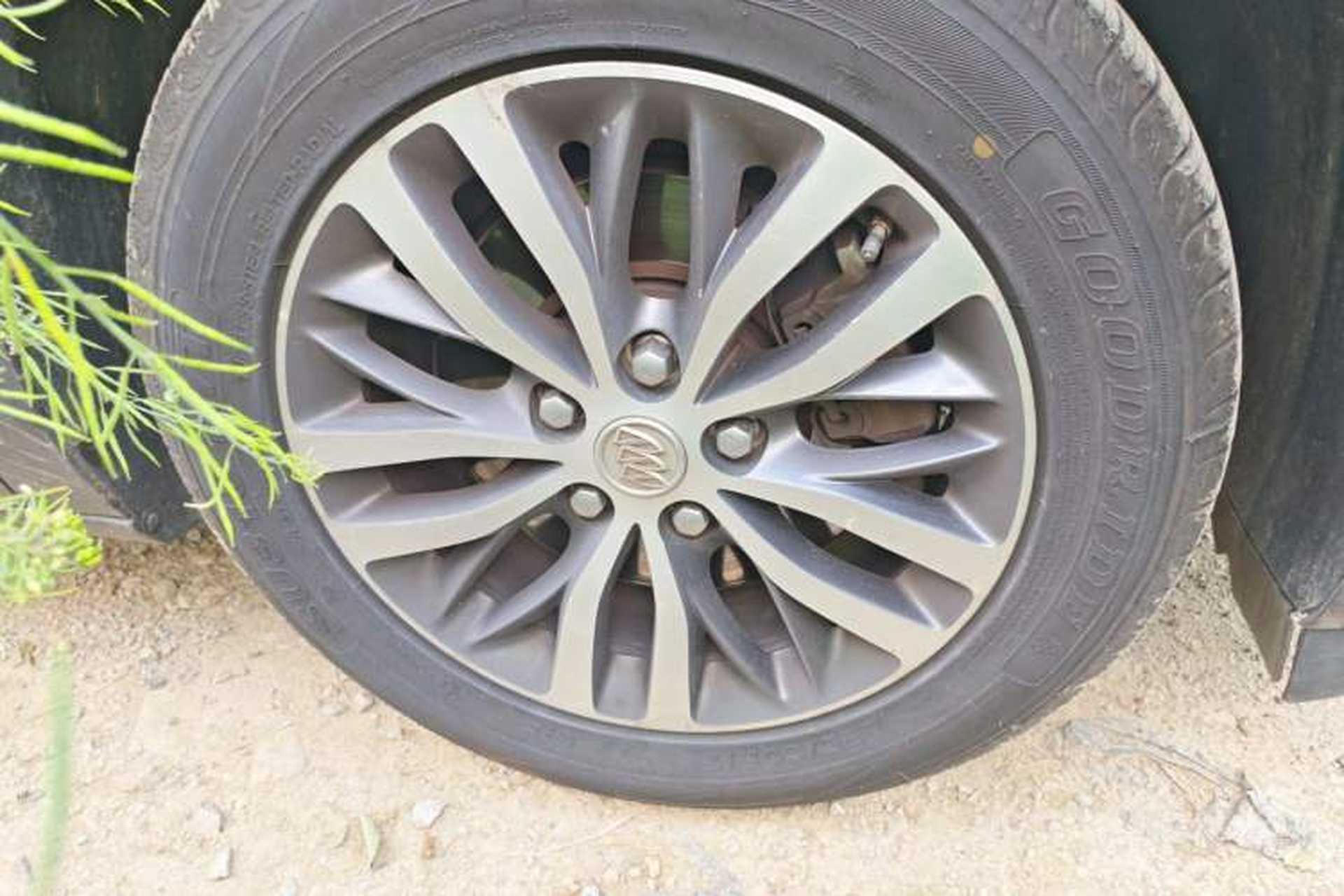 Used Buick GL8 2017 ES 28T Flagship Model China V Standard Right Front Wheel Hub