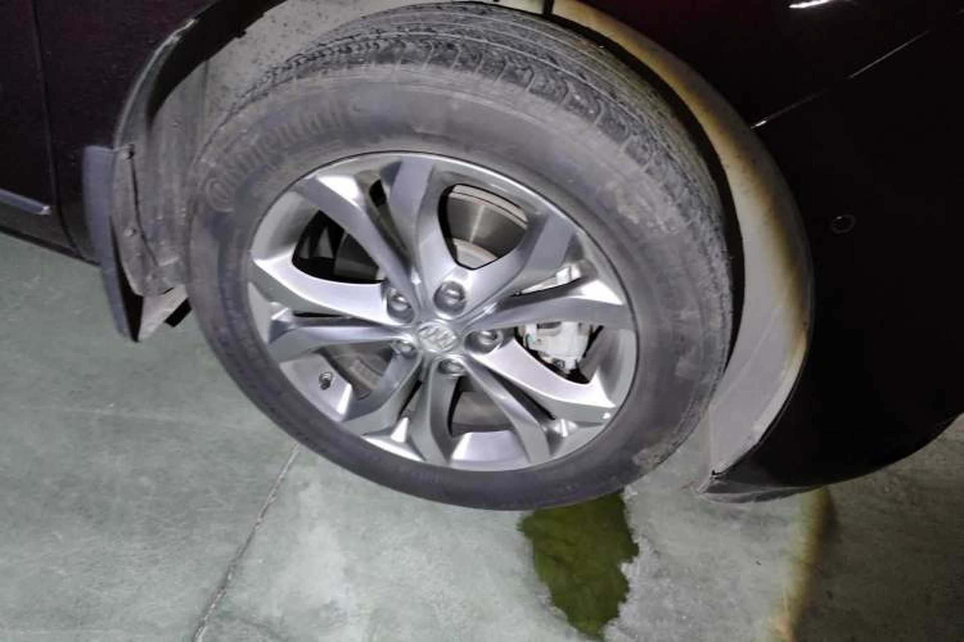 Used Buick GL8 2017 28T Avenir Avia National Emission Standard V Right Front Wheel Hub