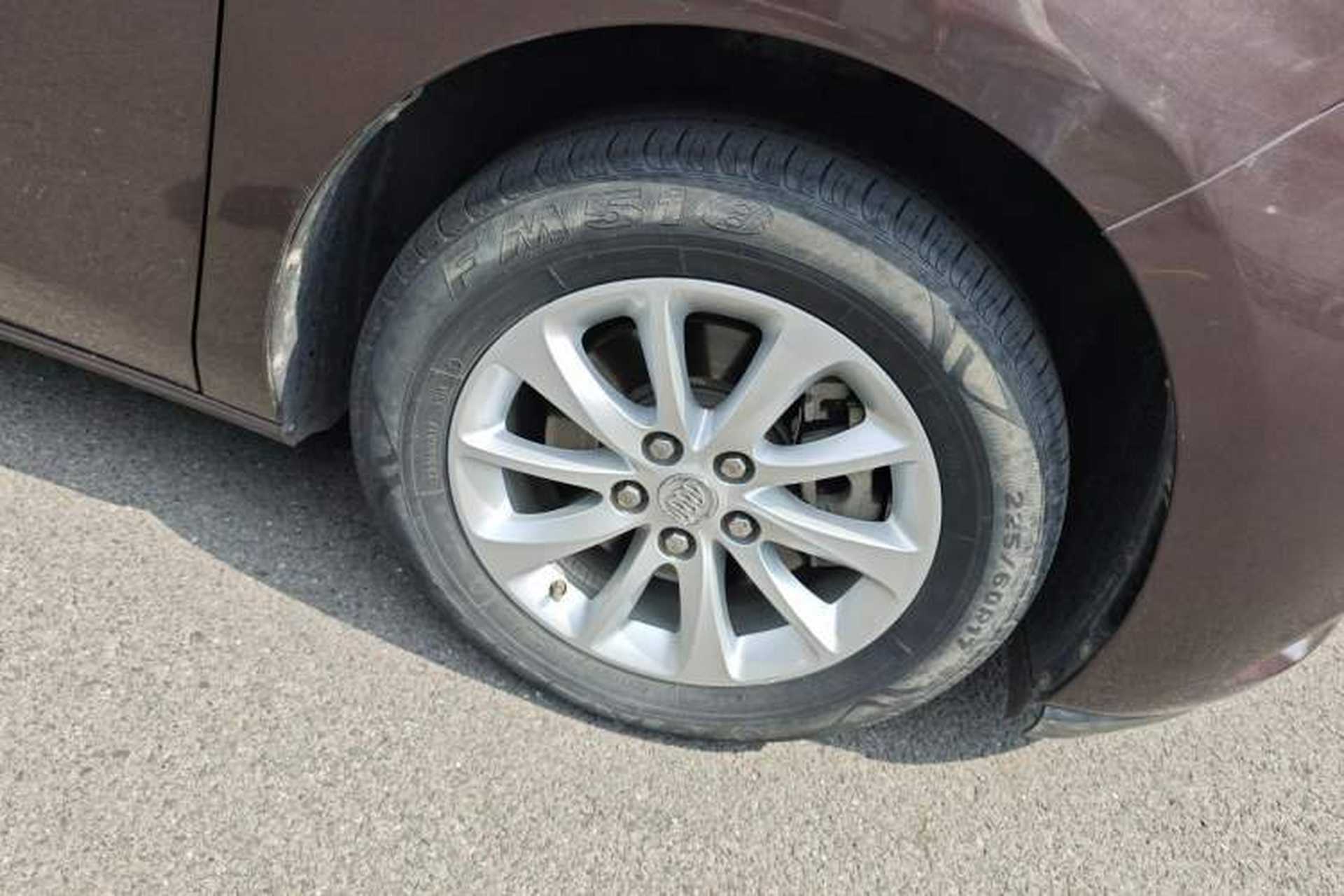 Used Buick GL8 2017 ES 28T Comfort Model China V Standard Right Front Wheel Hub