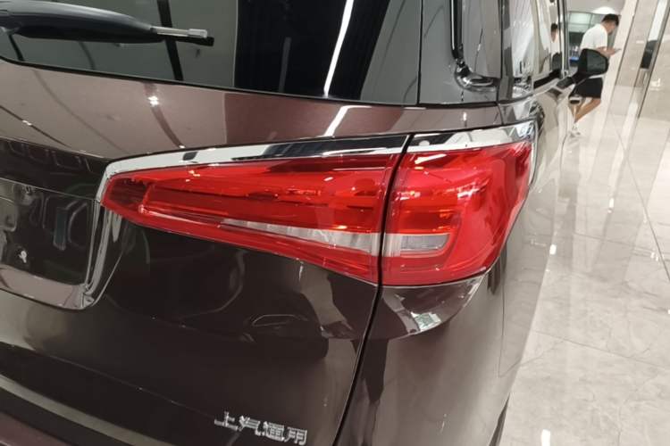 Used Buick GL8 2017 ES 28T Flagship Model China V Standard Right Rear Taillight