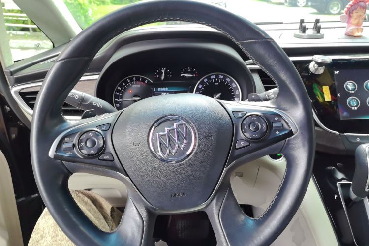 Used Buick GL8 2017 28T Avenir Avia National Emission Standard V Steering Wheel