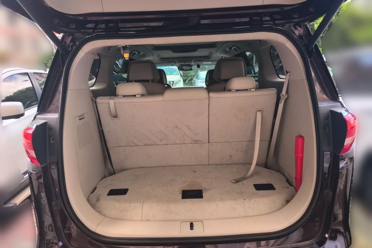 Used Buick GL8 2017 28T Avenir Avia National Emission Standard V Trunk