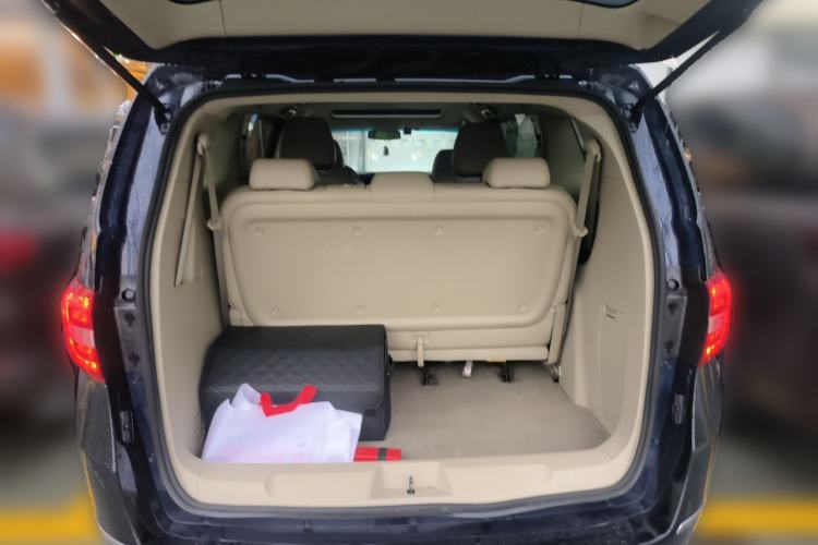 Used Buick GL8 2017 25S Luxury Version China V Standard Trunk
