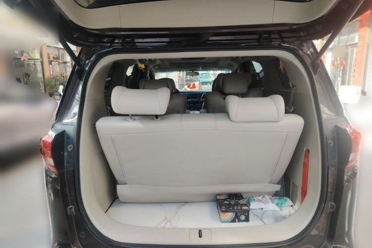 Used Buick GL8 2017 ES 28T Comfort Model China V Standard Trunk