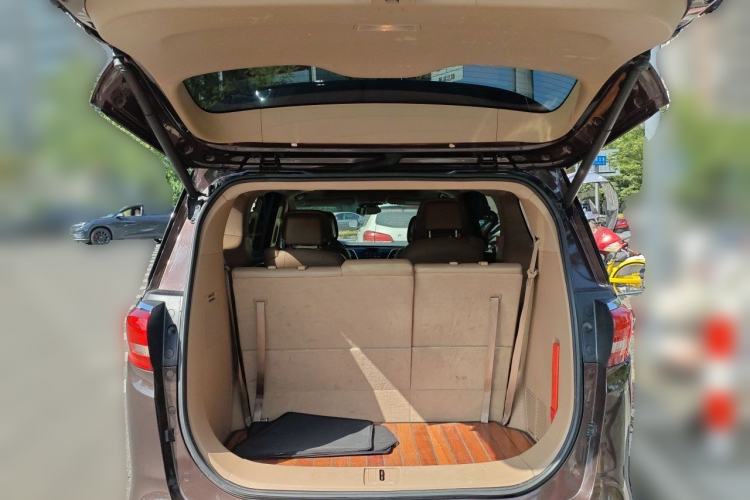 Used Buick GL8 2017 ES 28T Luxury Model China V Standard Trunk