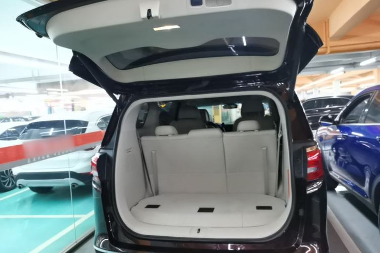 Used Buick GL8 2017 28T Avenir Avia National Emission Standard V Trunk