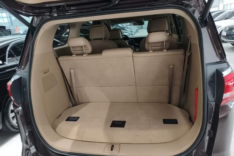 Used Buick GL8 2017 ES 28T Flagship Model China V Standard Trunk