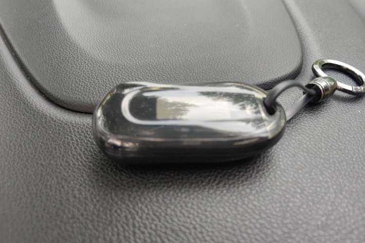 Used Buick GL8 2017 ES 28T Luxury Model China V Standard Vehicle Key