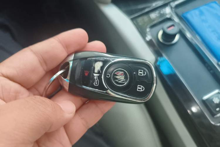 Used Buick GL8 2017 28T Avenir Avia National Emission Standard V Vehicle Key
