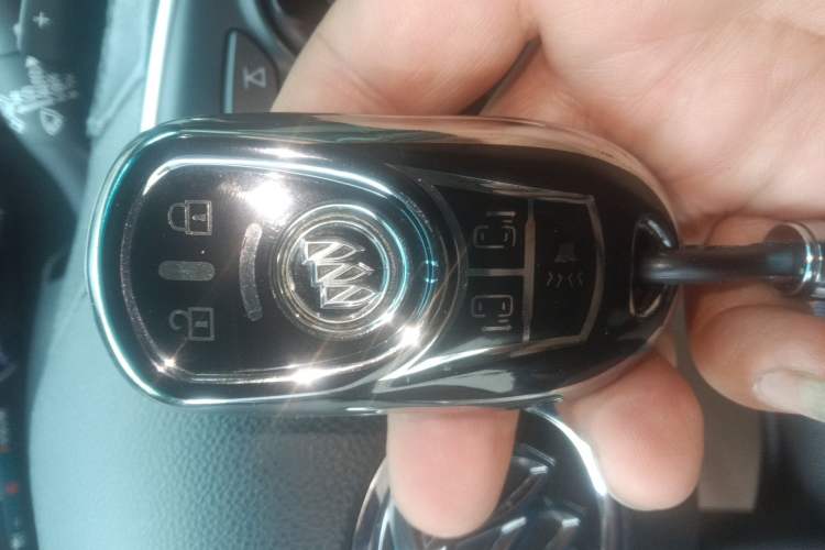 Used Buick GL8 2017 28T Avenir Avia National Emission Standard V Vehicle Key