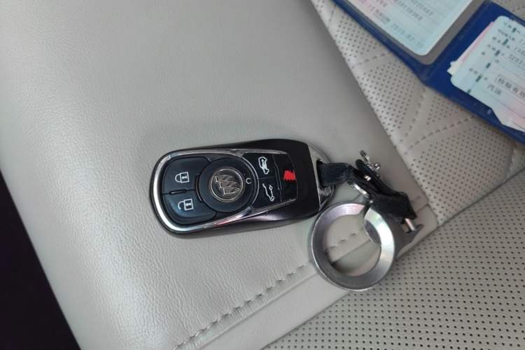 Used Buick GL8 2017 28T Avenir Avia National Emission Standard V Vehicle Key