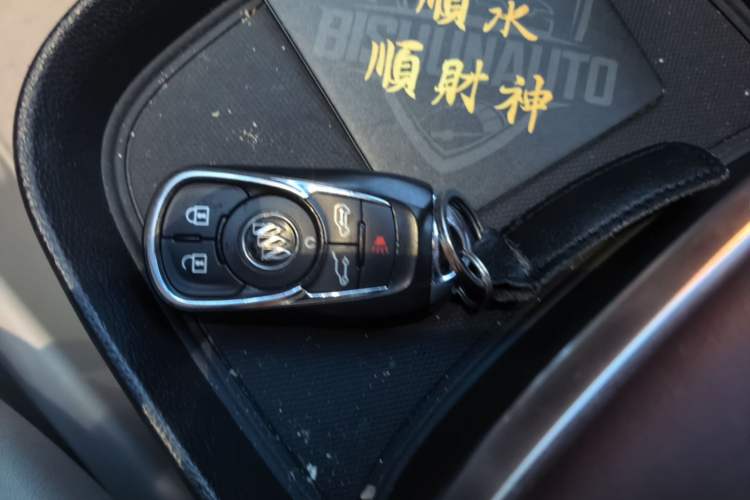 Used Buick GL8 2017 28T Avenir Avia National Emission Standard V Vehicle Key