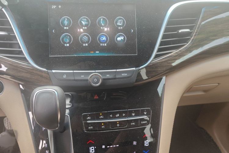 Used Buick GL8 2017 ES 28T Flagship Model China V Standard Audio And AC Panel