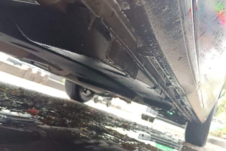 Used Buick GL8 2017 ES 28T Comfort Model China V Standard Chassis Front Left
