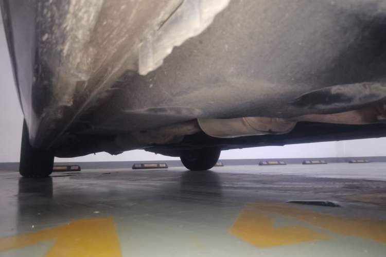 Used Buick GL8 2017 ES 28T Flagship Model China V Standard Chassis Front Right