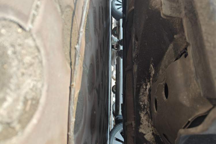 Used Buick GL8 2017 ES 28T Flagship Model China V Standard Chassis Front Right