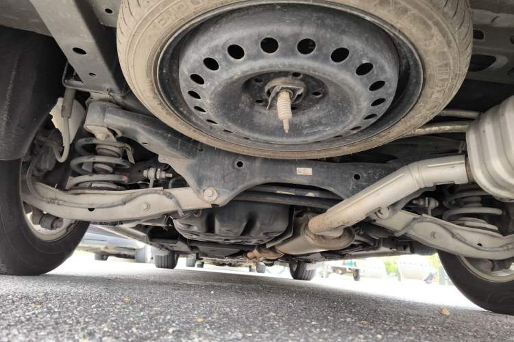 Used Buick GL8 2017 ES 28T Comfort Model China V Standard Chassis Rear